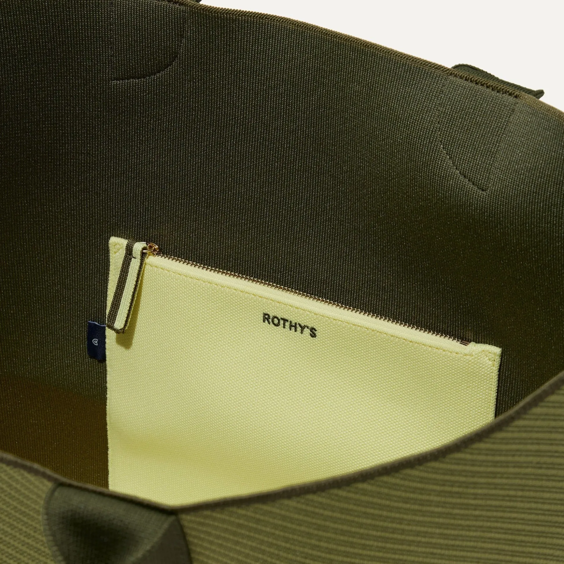 The Lightweight Mega Tote