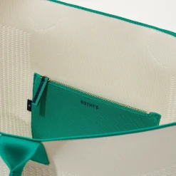 The Lightweight Mega Tote