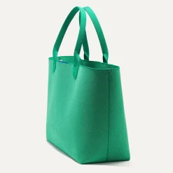 The Lightweight Mega Tote