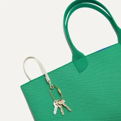 The Lightweight Mega Tote