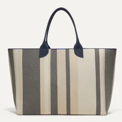 The Lightweight Mega Tote
