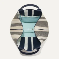 The Lightweight Mega Tote