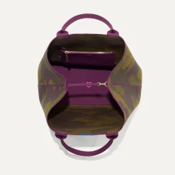 The Lightweight Mega Tote