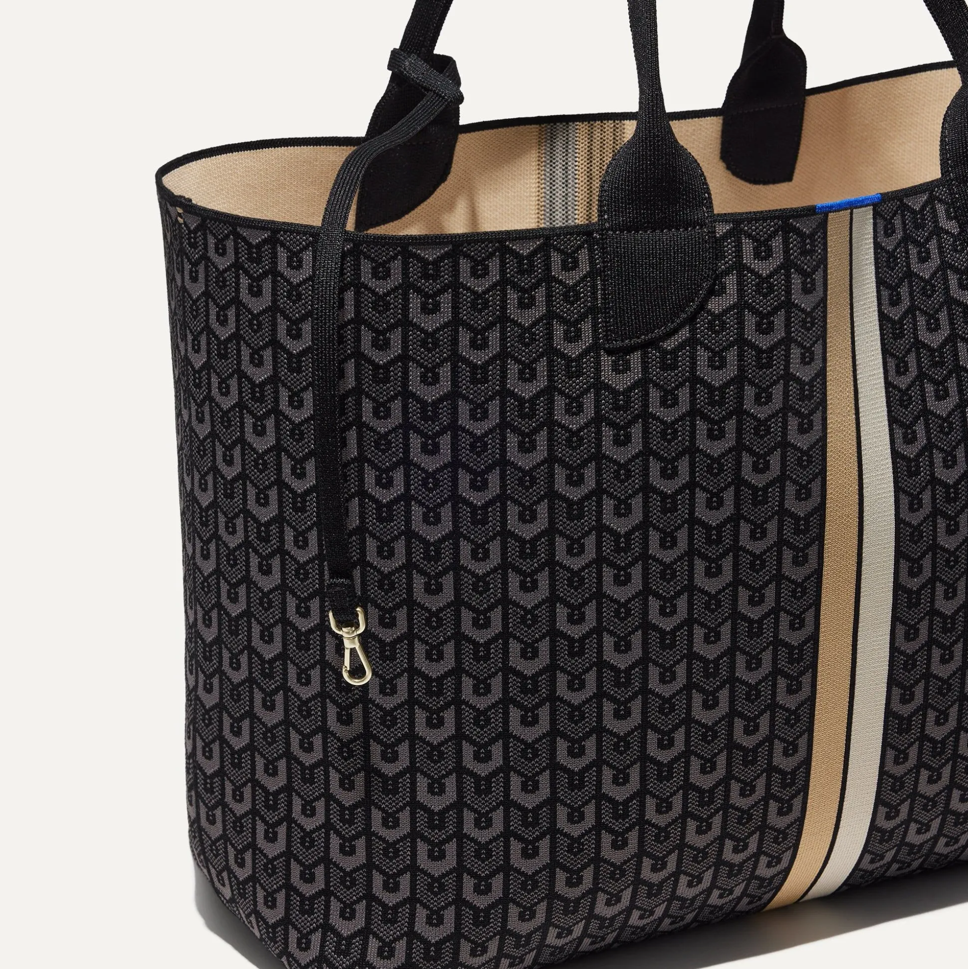The Lightweight Mega Tote