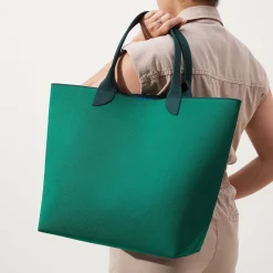 The Lightweight Tote