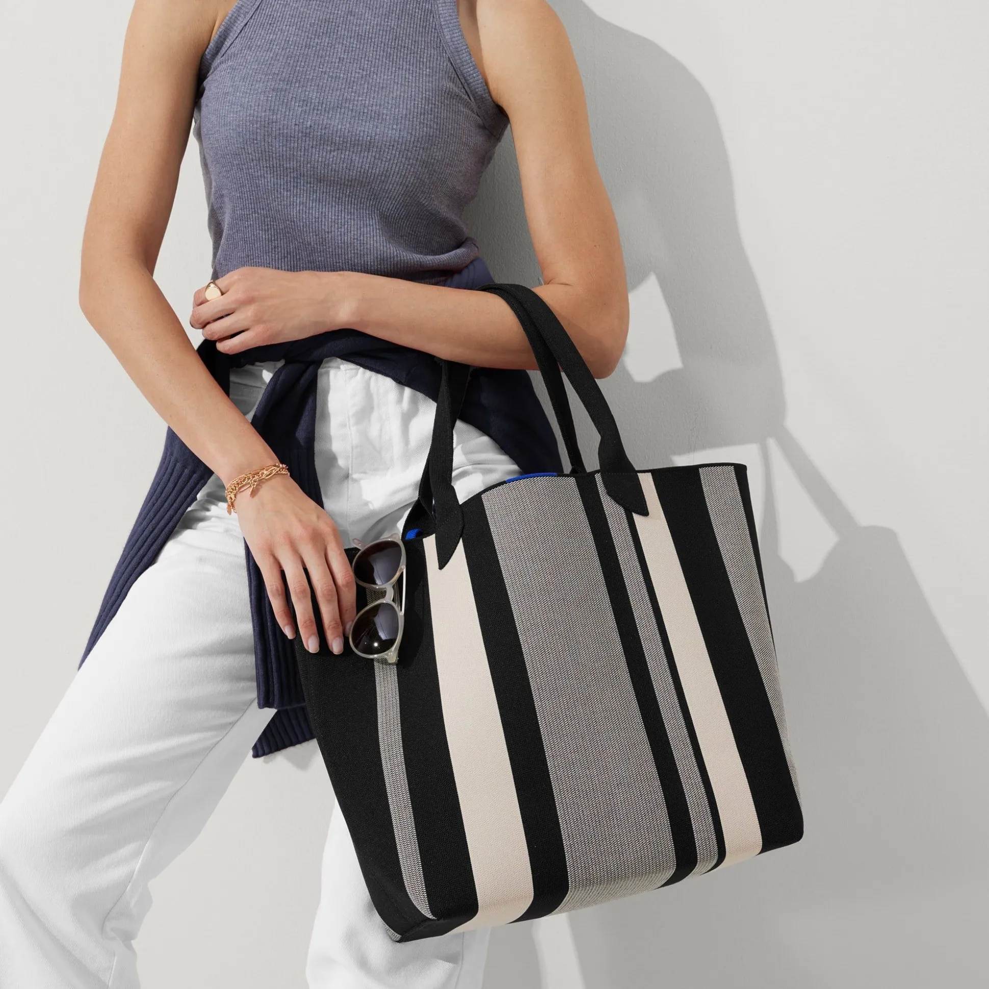 The Lightweight Tote