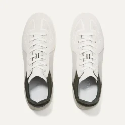 The Rs01 Sneaker