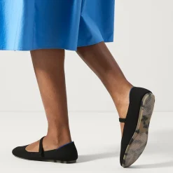 The Square Mary Jane