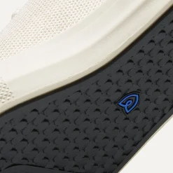 The Women's Rs02 Sneaker